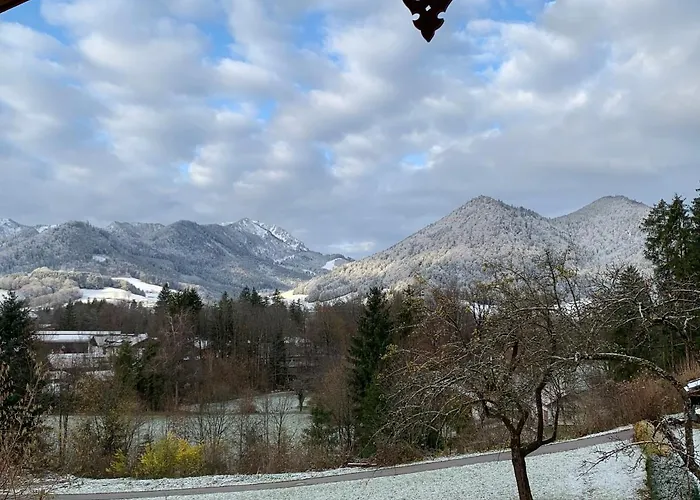 Bergsucht In Bayern, Traumlage Am Sonnigen Suedhang, Kostenlose Parkplaetze, Schnelles Wlan, Ruhige Sackgasse, Netflix Inklusive בקתה *