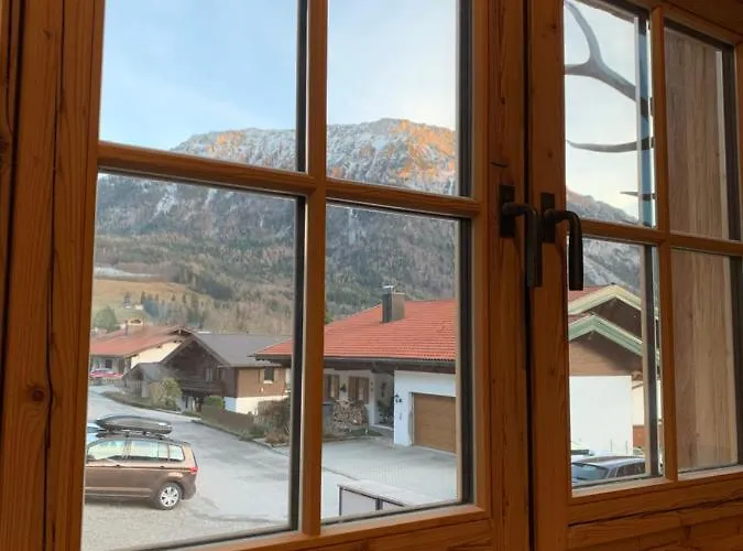 Bergsucht In Bayern, Traumlage Am Sonnigen Suedhang, Kostenlose Parkplaetze, Schnelles Wlan, Ruhige Sackgasse, Netflix Inklusive