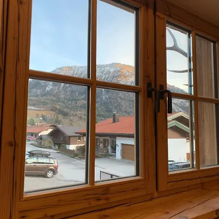 Bergsucht In Bayern, Traumlage Am Sonnigen Suedhang, Kostenlose Parkplaetze, Schnelles Wlan, Ruhige Sackgasse, Netflix Inklusive