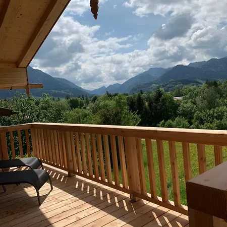 Bergsucht In Bayern, Traumlage Am Sonnigen Suedhang, Kostenlose Parkplaetze, Schnelles Wlan, Ruhige Sackgasse, Netflix Inklusive 木屋 *